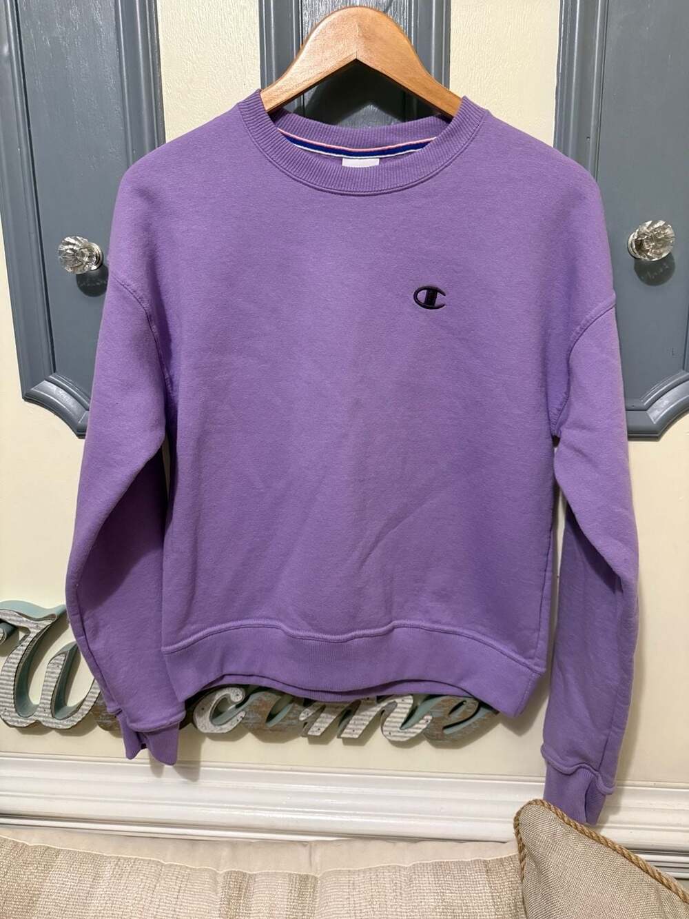 Champion Sweatshirt Size XS Purple Crewneck GF535